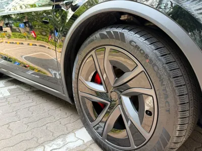 Tesla Model X 2023, 30400 км, за 83208.71 USD