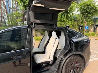 Tesla Model X 2023, 30400 км, за 83208.71 USD - фото 6