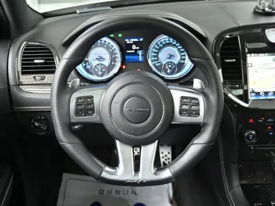 Chrysler 300C 2013, 110490 км, за 12143.89 USD - фото 13