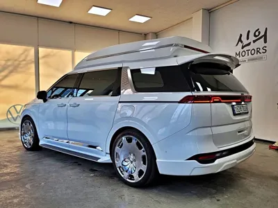 Kia Canival 2023, 65000 км, за 29237.47 USD