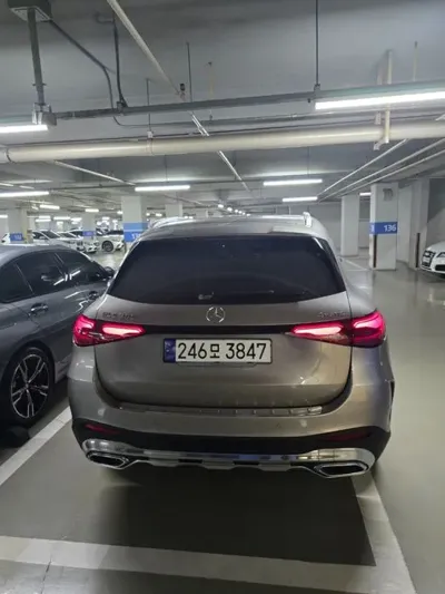 Mercedes-Benz GLC-Class 2024, 14605 км, за 48004.46 USD - фото 6