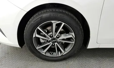 Kia K3 2024, 101052 км, за 8314.37 USD
