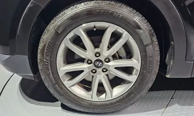 Hyundai Santafe 2015, 121867 км, за 6186.1 USD