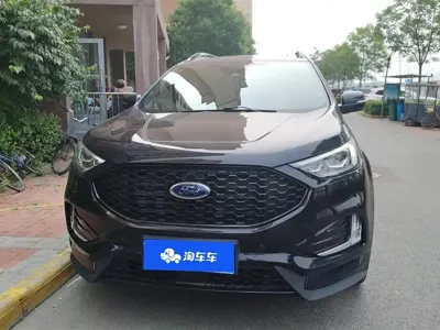 Ford Edge 2019, 133200 км, за 12668.97 USD