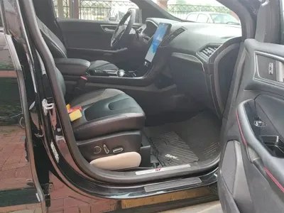 Ford Edge 2019, 133200 км, за 12704.84 USD - фото 8