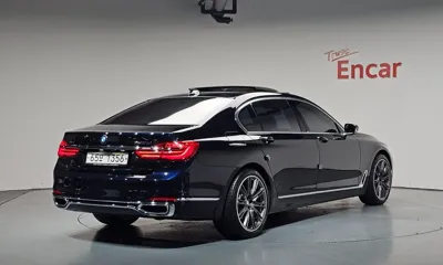 BMW 7-Series 2017, 104212 км, за 18827.37 USD
