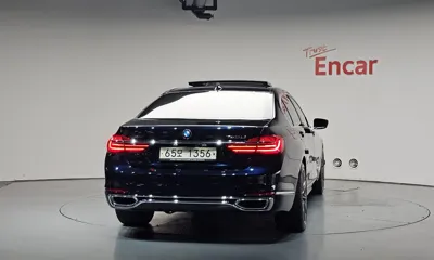 BMW 7-Series 2017, 104212 км, за 18827.37 USD