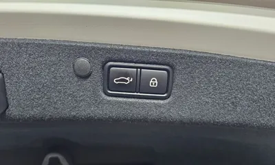 Hyundai Grandeur 2022, 62423 км, за 16083.86 USD - фото 29