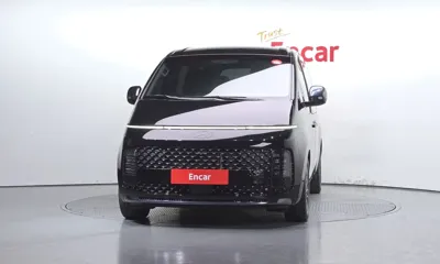 Hyundai Staria 2025, 20685 км, за 26671.89 USD