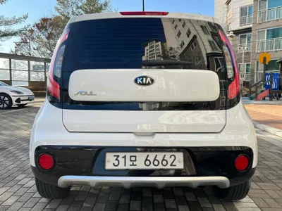 Kia Soul 2018, 160000 км, за 4426.82 USD