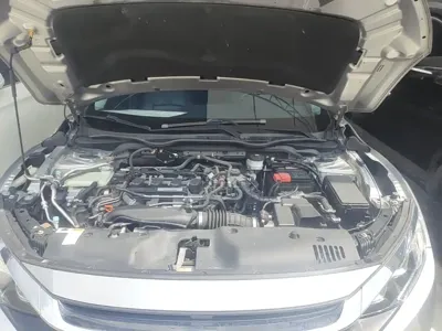 Honda Civic 2018, 80000 км, за 7230.4 USD - фото 20