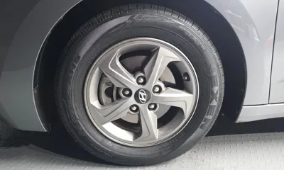 Hyundai Avante 2016, 190141 км, за 3190.73 USD