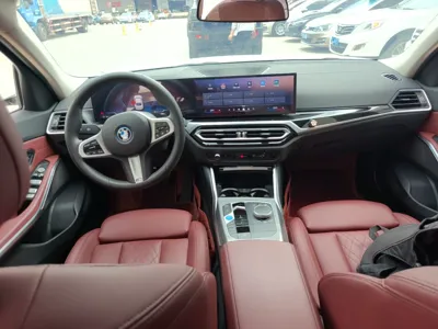 BMW i3 2024, 24400 км, за 24116 USD - фото 23