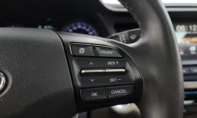 Hyundai Avante 2020, 79939 км, за 10108.97 USD - фото 16