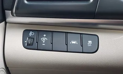 Hyundai Avante 2020, 79939 км, за 10108.97 USD - фото 28