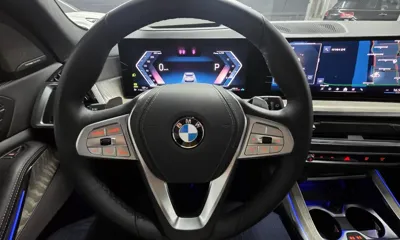 BMW X7 2025, 8659 км, за 74107.75 USD - фото 13