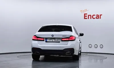 BMW 5-Series 2021, 42338 км, за 22921.13 USD