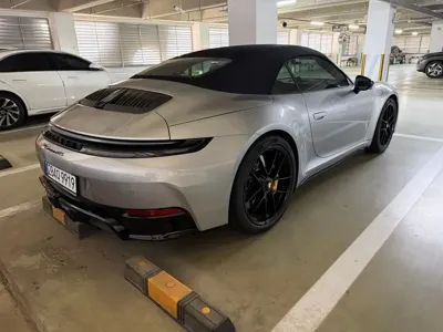 Porsche 911 2025, 5126 км, за 160701.9 USD