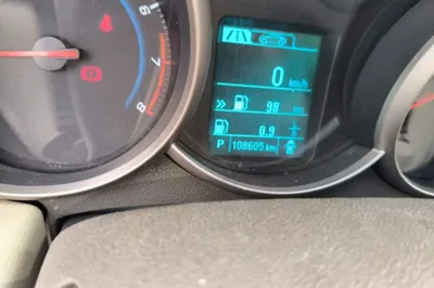Chevrolet Cruze 2015, 108600 км, за 3486 USD - фото 12