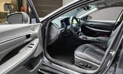 Hyundai Sonata 2023, 35287 км, за 17120.58 USD - фото 11