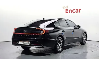 Hyundai Sonata 2022, 131129 км, за 9094.45 USD