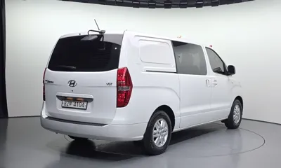 Hyundai Starex 2020, 30322 км, за 11495 USD