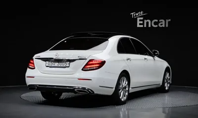 Mercedes-Benz E-Class 2019, 119607 км, за 15747.67 USD