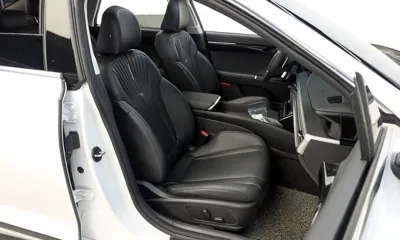 Hyundai Grandeur 2023, 61817 км, за 17907.14 USD - фото 26