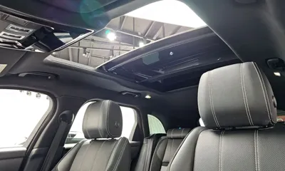 Land Rover Range Rover Velar 2018, 94423 км, за 17178.72 USD - фото 19