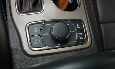 Jeep Cherokee 2016, 116908 км, за 8787.58 USD - фото 17