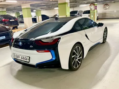 BMW i8 2016, 70350 км, за 44605.05 USD - фото 8