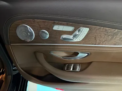 Mercedes-Benz E-Class 2020, 80000 км, за 27584.59 USD - фото 13