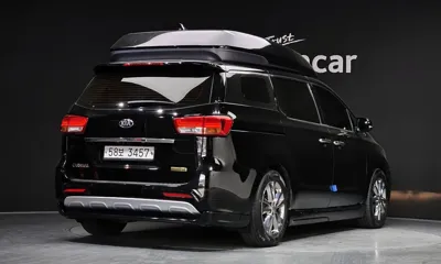 Kia Canival 2018, 99933 км, за 12465.54 USD