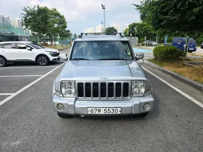 Jeep Commander · 2008 год