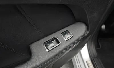 Mercedes-Benz E-Class 2011, 78026 км, за 5244.85 USD - фото 19