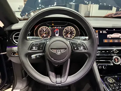 Bentley Flying Spur PHEV 2023, 7500 км, за 335484.96 USD - фото 8