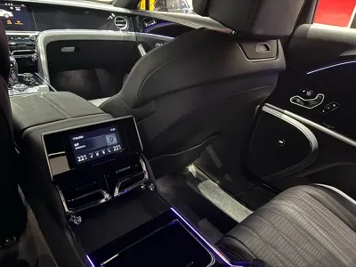 Bentley Flying Spur PHEV 2023, 7500 км, за 335484.96 USD - фото 11
