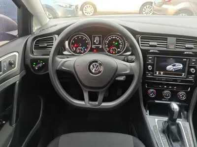Volkswagen Golf 2019, 28100 км, за 8012.46 USD - фото 11