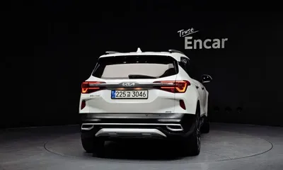 Kia Seltos 2023, 27157 км, за 18720.43 USD