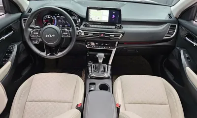 Kia Seltos 2023, 27157 км, за 18720.43 USD - фото 7