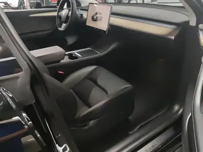 Tesla Model Y 2022, 93500 км, за 21924.24 USD - фото 8