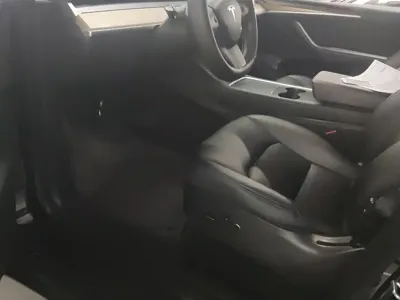 Tesla Model Y 2022, 93500 км, за 21924.24 USD - фото 9