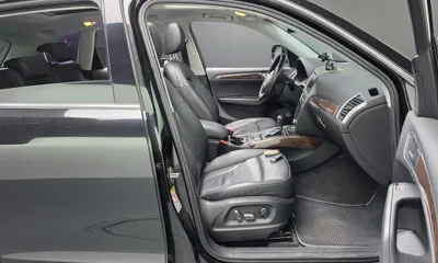 Audi Q5 2016, 123601 км, за 10174.61 USD - фото 11