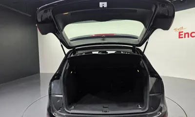 Audi Q5 2016, 123601 км, за 10174.61 USD - фото 20