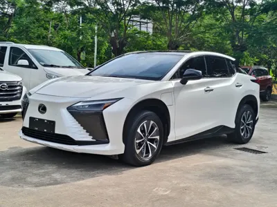 Lexus RZ · 2023 год