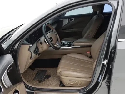 Kia K8 2023, 123780 км, за 3747.08 USD
