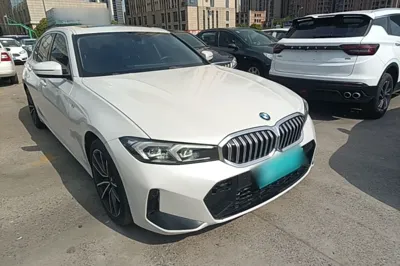 BMW 3 Series 2023, 134400 км, за 23479 USD