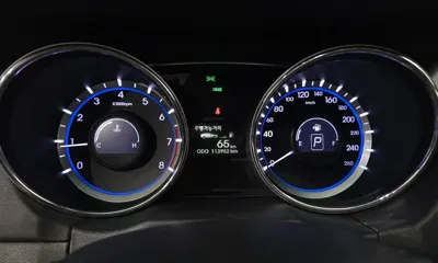 Hyundai Sonata 2013, 113952 км, за 4076.88 USD - фото 8
