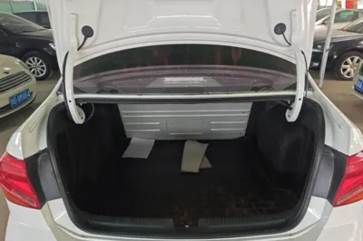 Volkswagen Jetta 2017, 68300 км, за 5359 USD - фото 22