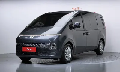 Hyundai Staria · 2025 год